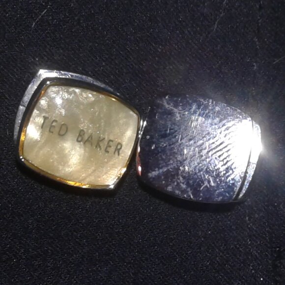Ted Baker cufflinks - Picture 2 of 3
